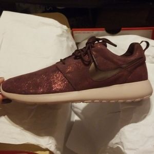 Nike roshe one purple glitter shoes